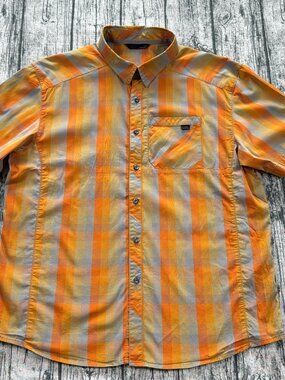 Arc'teryx Mens XL(?) Short Sleeve Button Up Shirt Orange Gray Plaid Cotton Blend